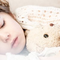 Pieci faktori, kas novājina bērnu imunitāti, un kā ar tiem cīnīties