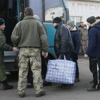 В Донбассе состоялся массовый обмен пленными между ДНР, ЛНР и Киевом