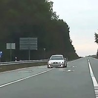 Video: 19 gadus vecs jaunietis Cēsīs ar BMW traucies 170 km/h ātrumā