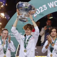 Itālijas tenisisti triumfē Deivisa kausa izcīņā