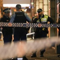 Резня в Сиднее: мужчина с ножом напал на людей, одна женщина погибла