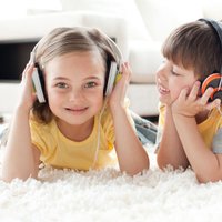 10 fakti par klasiskās mūzikas lomu bērna attīstībā