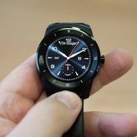 Тест DELFI. Как мы пять дней узнавали время по LG G Watch R на Android Wear