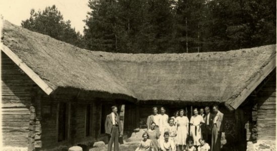 1932. gads: Bezdarbs pasaulē, Rīgā atklāj Brīvdabas muzeju, Venēcijā – kinofestivālu