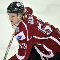 'Rīgas' hokejisti Ronalda Ozoliņa atgriešanās mačā MHL spēlē izcīna uzvaru
