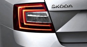 'Škoda' daļēji parāda jauno 'Octavia'; spiegi nobildējuši pilnībā