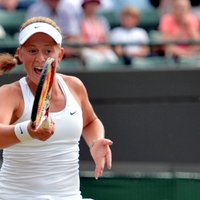Ostapenko smagā cīņā iekļūst Kvebekas WTA turnīra otrajā kārtā