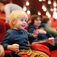 Audzināt mājās, nevis teātra krēslā – kā bērnu radināt pie kultūras dzīves baudīšanas