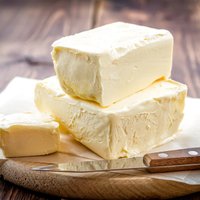 KP izvērtē situāciju piena tirgū saistībā ar sviesta cenu kāpumu