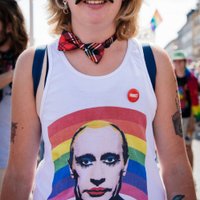 Krievijas mediji: Zviedrija cer aizbiedēt Krievijas zemūdenes ar geju propagandu