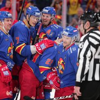 'Jokerit' bez Kalniņa izcīna graujošāko uzvaru KHL; Karsumam neieskaita vārtus pret 'Avtomobiļist'