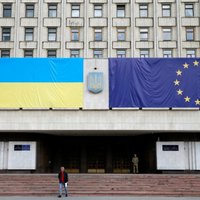 ES piemēros sankcijas deviņiem cilvēkiem saistībā ar pretlikumīgām vēlēšanām Austrumukrainā