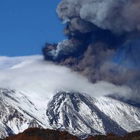Дым‑машины: топ-5 действующих вулканов, на которые можно подняться