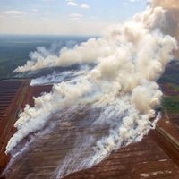 В ЕС пока нет свободных вертолетов для тушения пожара в Латвии: поможет Белоруссия