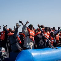 В Средиземном море мигранты захватили торговое судно