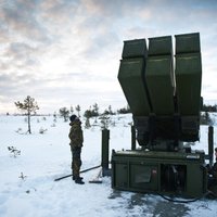 Latvijai piemērotas esot pretgaisa aizsardzības sistēmas NASAMS, lēš 'Janes'