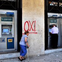 ESM vadītājs: palīdzības programmā Grieķijai jābūt SVF; nevar izslēgt aiziešanu no eiro