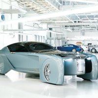 'Rolls-Royce' demonstrē nākamās simtgades limuzīnu