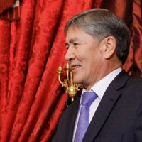 Спецназ штурмовал дом экс-президента Кыргызстана. Его отбили соратники