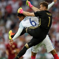 Англия опять не выиграла на старте ЕВРО, Россия спаслась в добавленное время