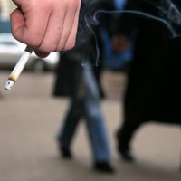 Latvijā smēķē 30% iedzīvotāju, vēsta 'Eirobarometra' pētījums