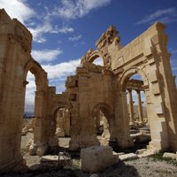 Джихадисты из ИГ взорвали древний храм в Пальмире