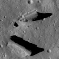 Uz Mēness virsmas saskatīta slepena citplanētiešu bāze