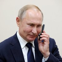Tokajevs situāciju Kazahstānā apspriež ar Putinu