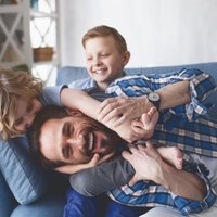 Speciālisti: vīrieša attieksme pret ģimeni veido bērna izpratni par tēva lomu