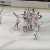 Video: Latvijas 'Amber Team' daiļslidotājas Milānā apbur ar 'Welcome to my country'
