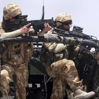 Tiesa: Irākā kritušo britu karavīru tuvinieki var sūdzēt tiesā valdību