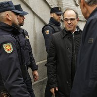 Divi ieslodzītie Katalonijas neatkarības kustības līderi uzsāk badastreiku