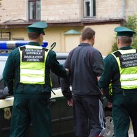 За переправкой нелегалов через границу Латвии стоит чеченская организованная преступность