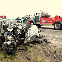 Foto: Autovedēja un VW sadursmē Igaunijā viens bojāgājušais