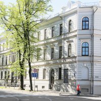 KNAB rosina apsūdzēt bijušo 'Rīgas kartes' amatpersonu un PR firmas šefu (plkst. 16.54)