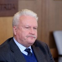 Рейзниеце-Озола: Дуклавс сам решит, покинуть пост министра или нет