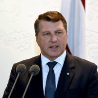 Все меньше латвийцев доверяет президенту Раймонду Вейонису