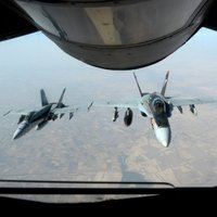 ASV koalīcijas uzlidojumos Sīrijā nogalināti 553 cilvēki; islāmisti gūst panākumus Kobanē